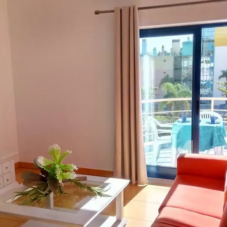 Exclusive 2 Apartment,